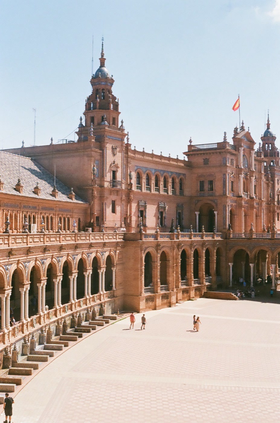 The long curved arcade of the Plaza de Espa&ntilde;a in Sevilla